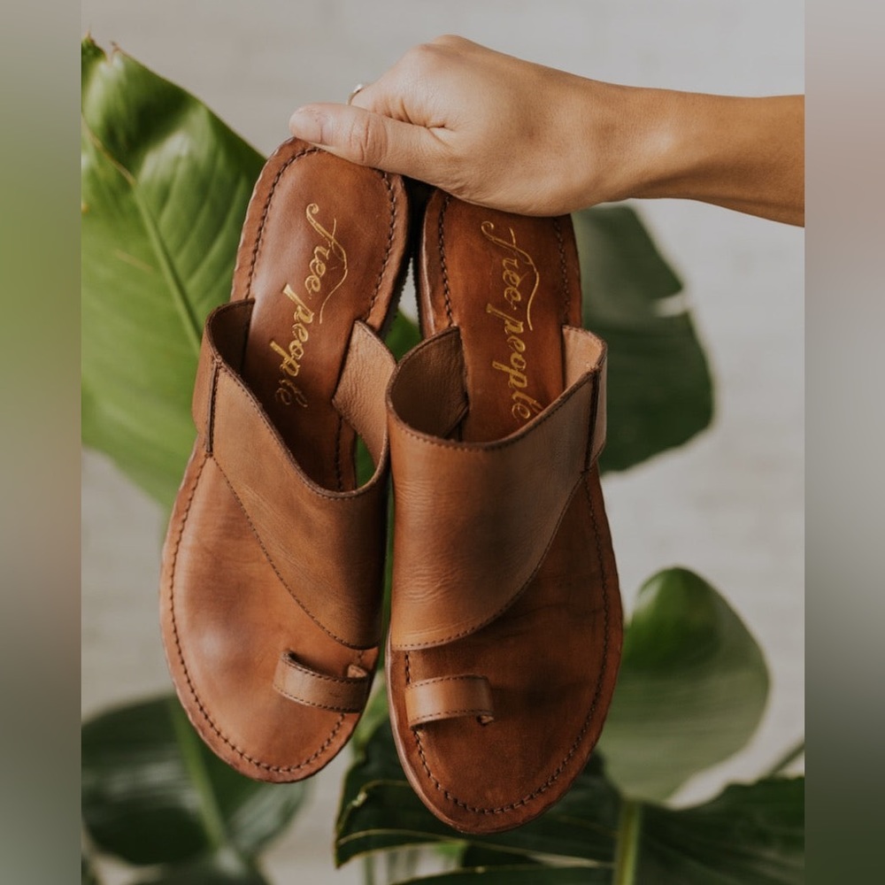 Free People Tan Leather Sandals - Picture 10 of 13